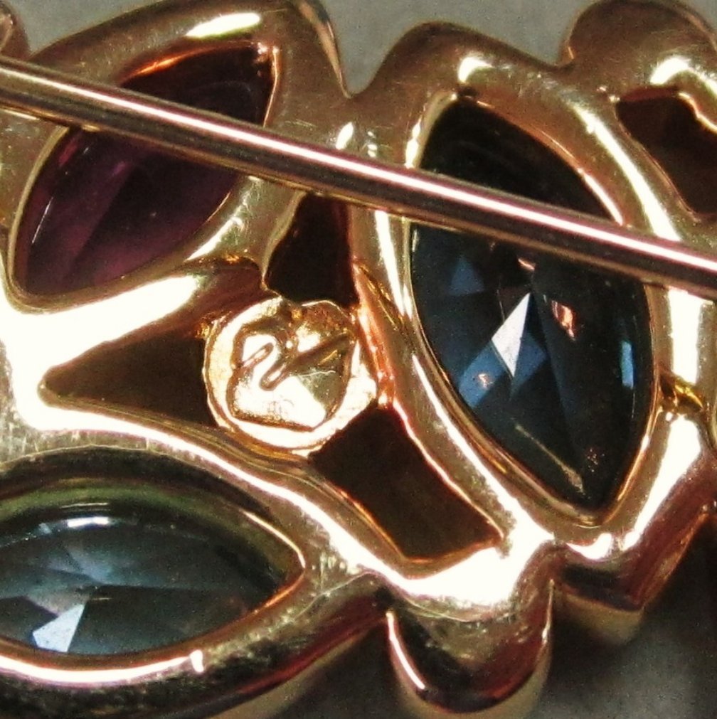 Swarovski Crystal Rhinestone Pin Swan Mark Swarovski Crystal Rhinestone Pin Swan Mark