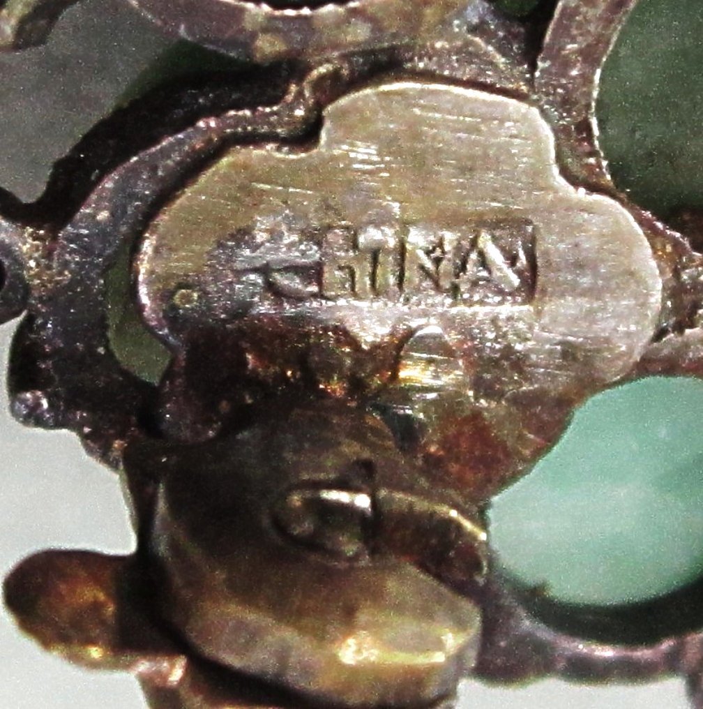 Very Old Jade Brooch Pin Chinese Very Old Jade Brooch Pin Chinese