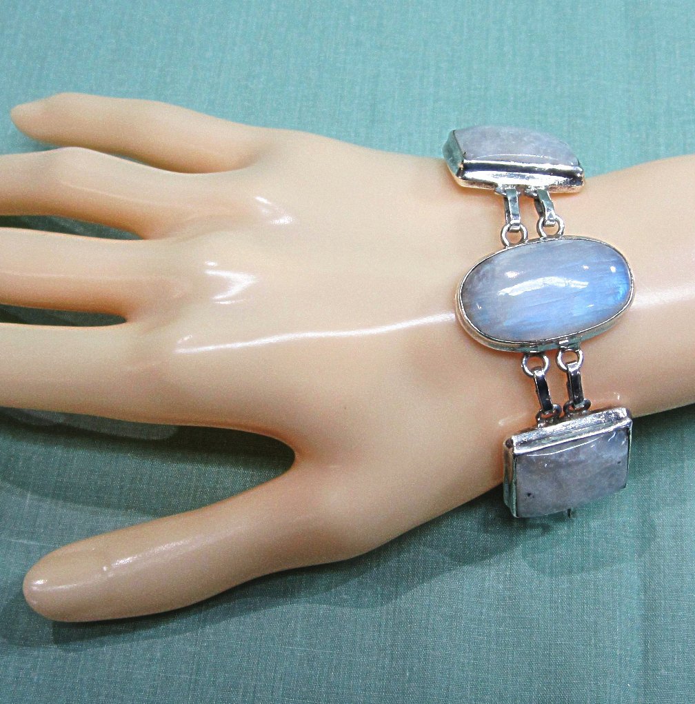 1980's Sterling Moonstone Bracelet Big and Bold 1980's Sterling Moonstone Bracelet Big and Bold