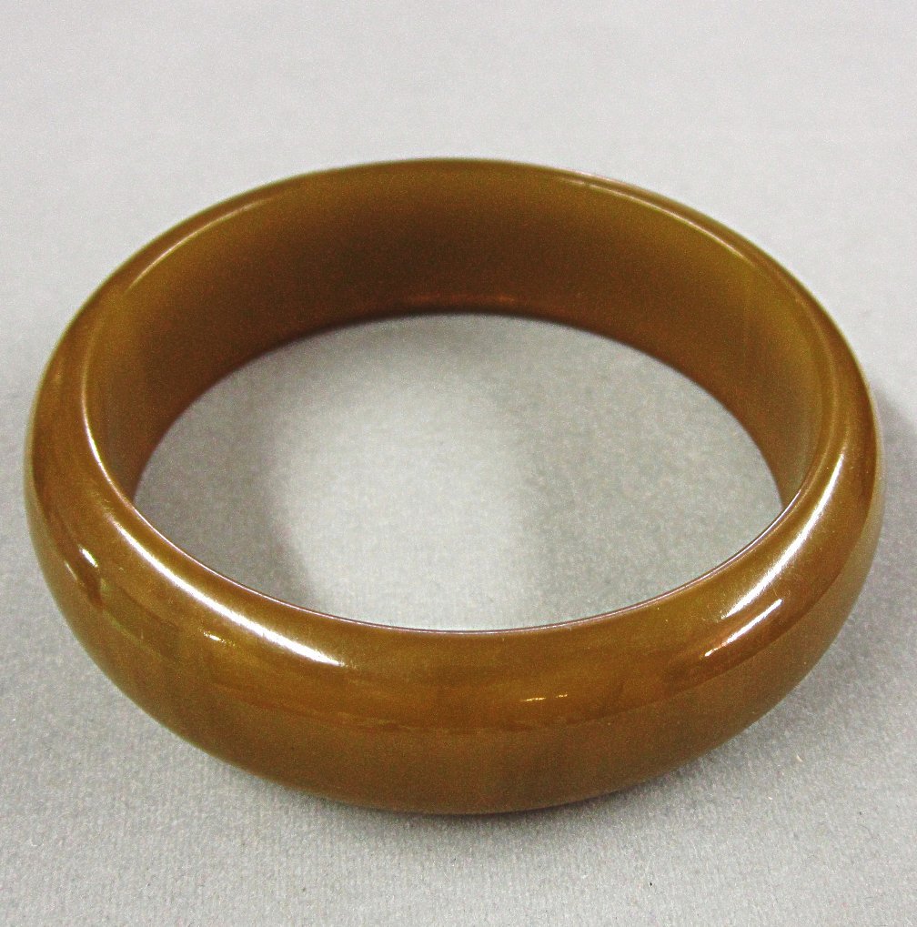 Chunky Bakelite Wide Bangle Bracelet Avocado Green Chunky Bakelite Wide Bangle Bracelet Avocado Green