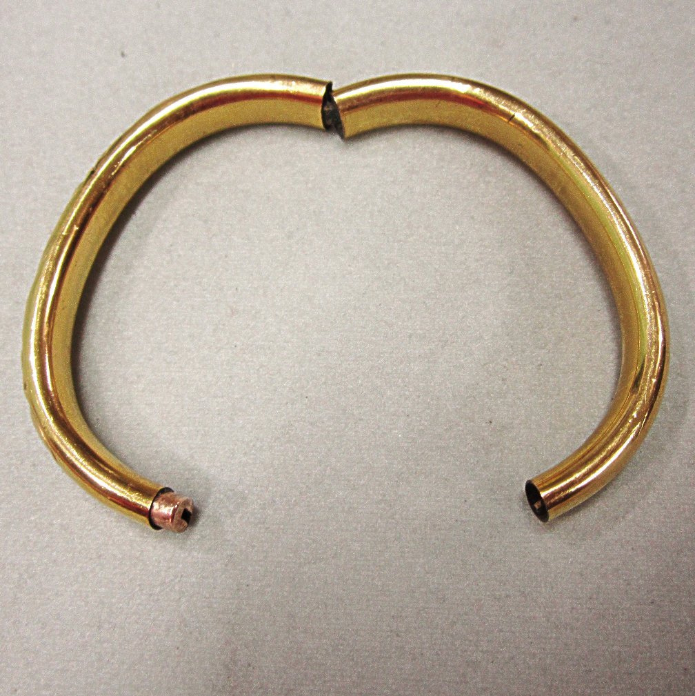 Gold Filled Victorian Revival Hinged Bracelet Gold Filled Victorian Revival Hinged Bracelet