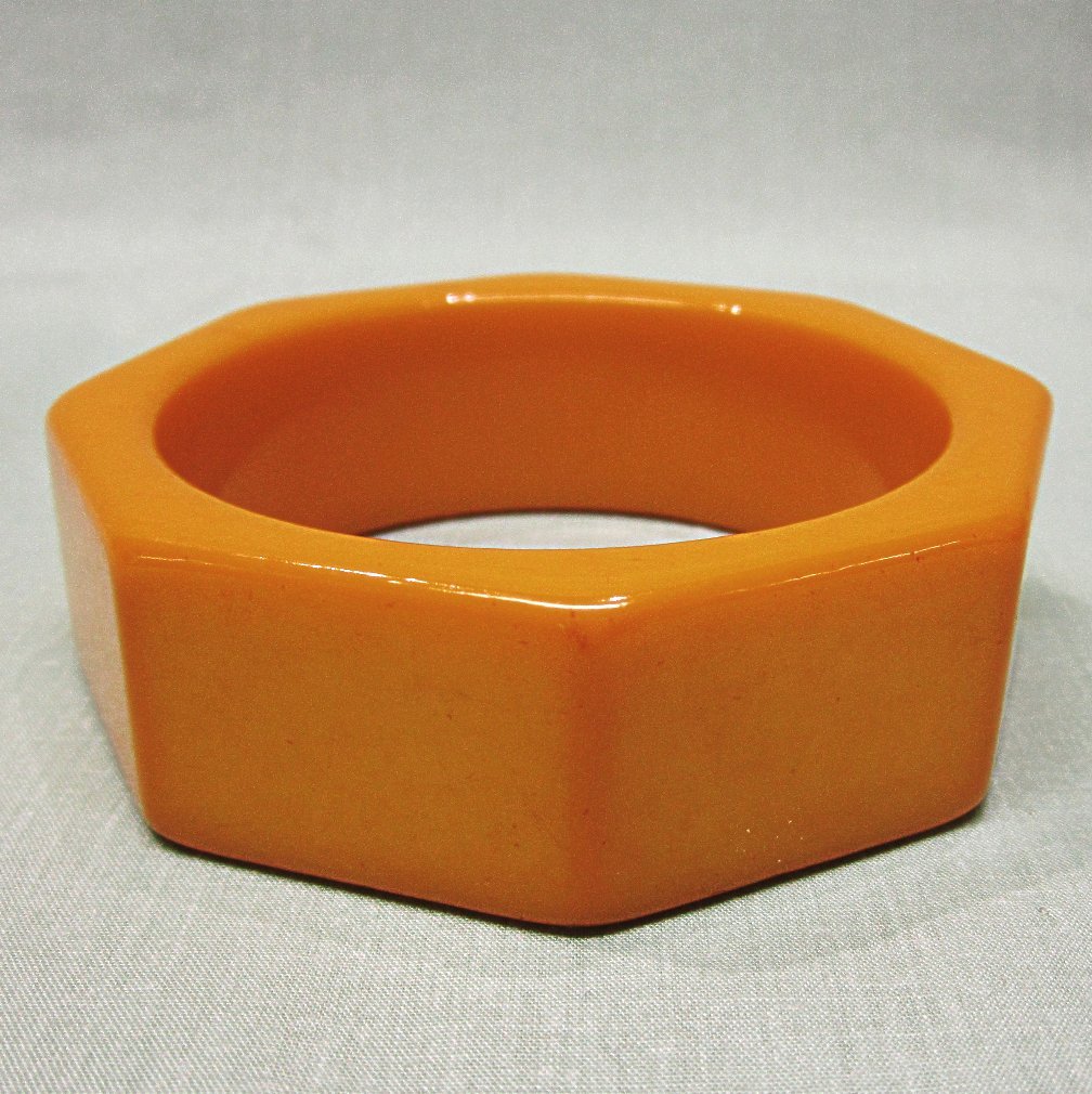 Vintage Butterscotch Bakelite Octagon Bracelet Big and Chunky Vintage Butterscotch Bakelite Octagon Bracelet Big and Chunky