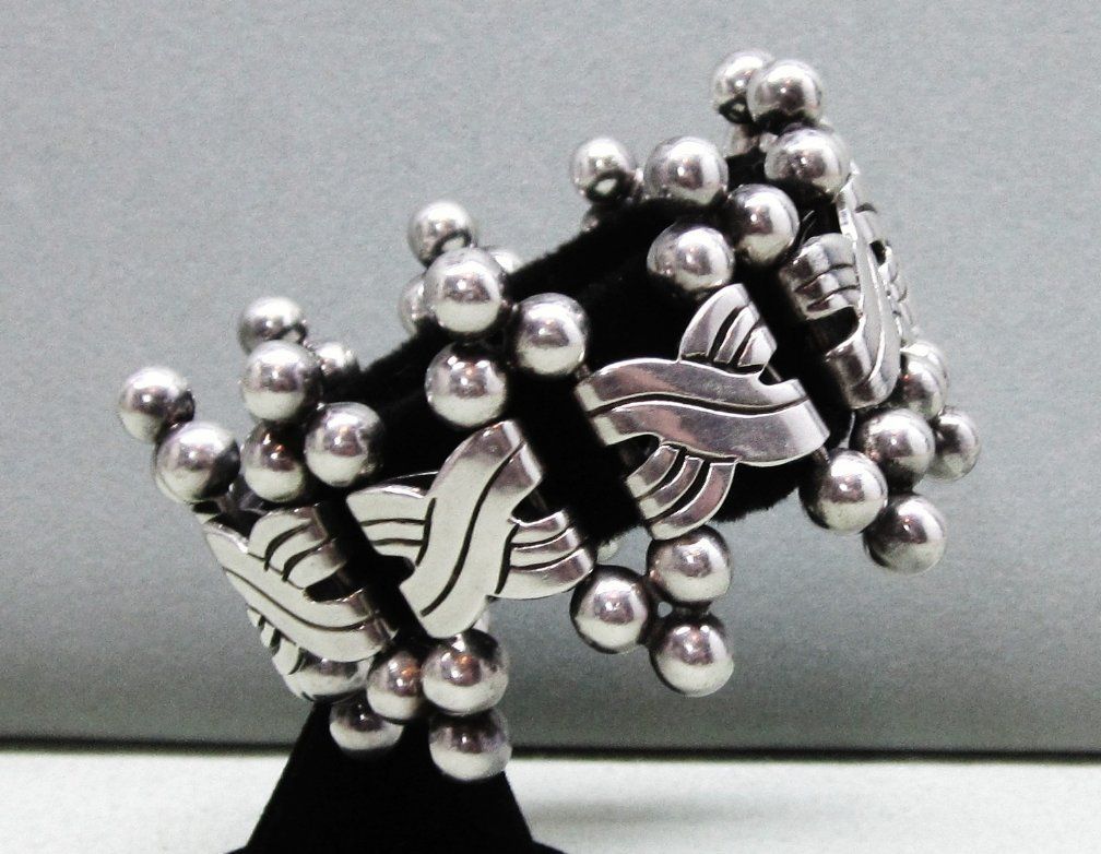 Hector Aguilar 940 Taxco Mexico Silver Large Heavy "Six Spheres" Bracelet Hector Aguilar 940 Taxco Mexico Silver Large Heavy "Six Spheres" Bracelet