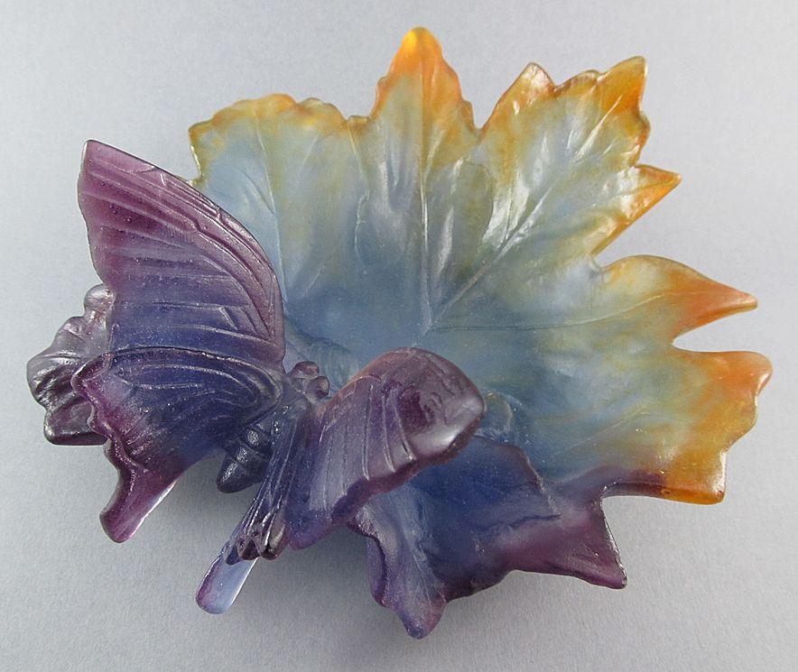 Daum Butterfly and Leaf Dish Daum Butterfly and Leaf Dish