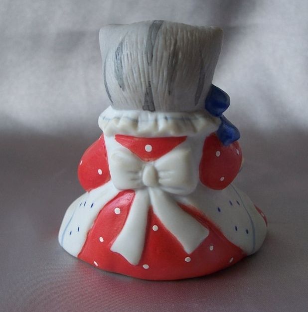 Kitty Cucumber Figurine By Schmid Kitty Cucumber Figurine By Schmid