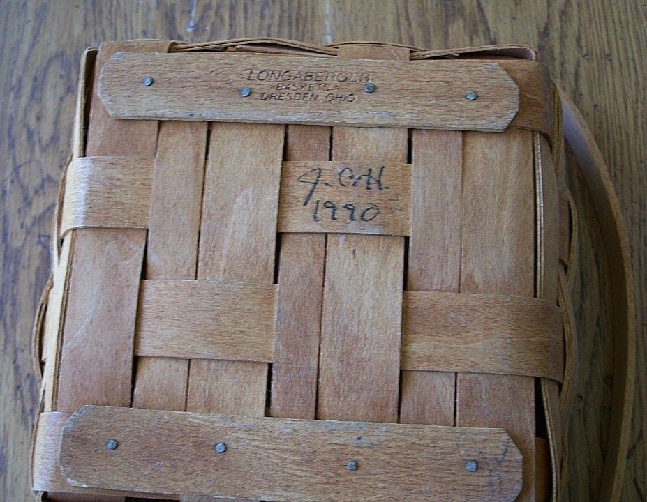 Handmade Longaberger Basket Dated 1990 Handmade Longaberger Basket Dated 1990