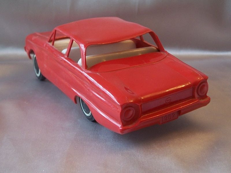 Plastic Red Falcon Toy Car Plastic Red Falcon Toy Car