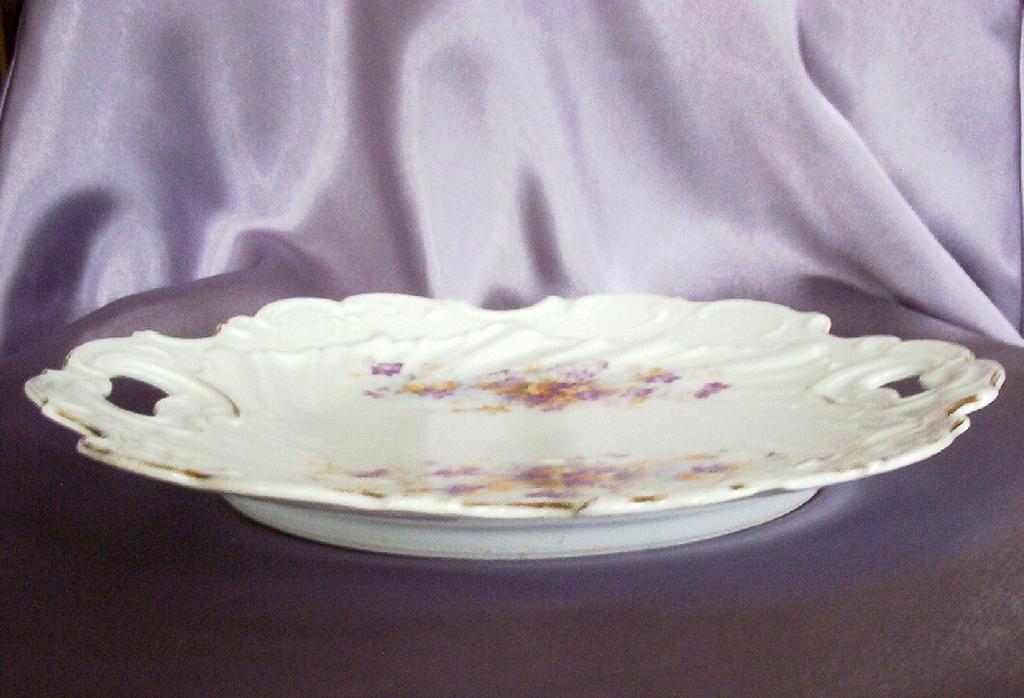 Beautiful Vintage Scarf Cake Plate, Ornate Molding, Wildflower Sprays Beautiful Vintage Scarf Cake Plate, Ornate Molding, Wildflower Sprays
