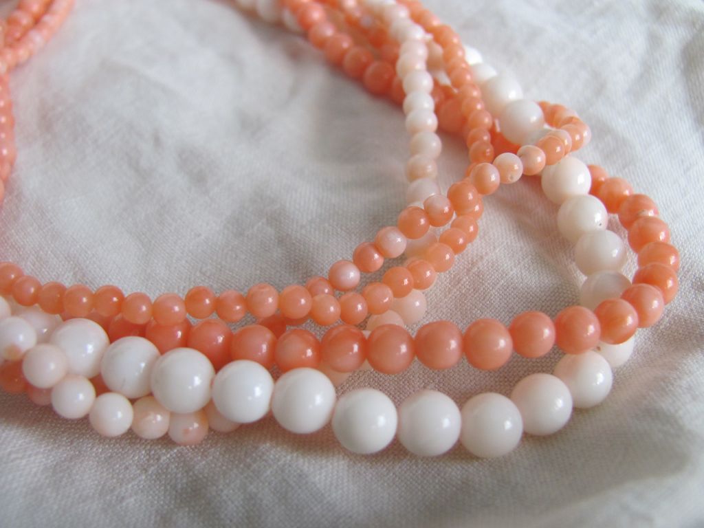 Vintage 14K Natural Angel Skin & White Coral Torsade - Great Closure Vintage 14K Natural Angel Skin & White Coral Torsade - Great Closure