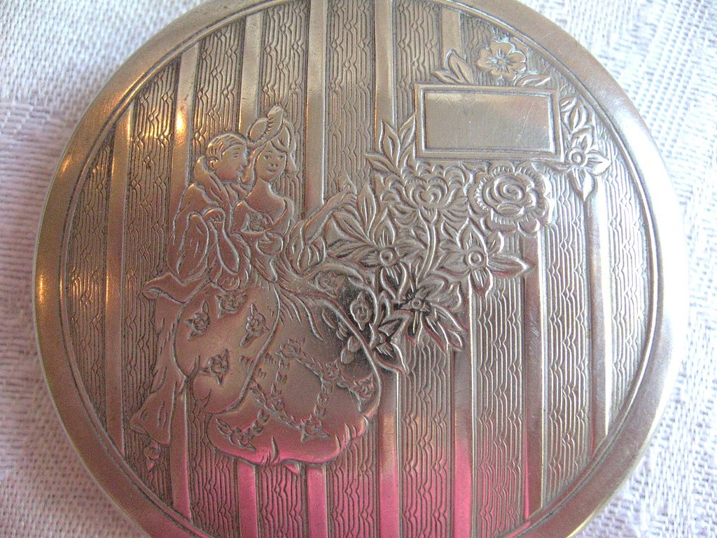 1925 Vintage German Silver L'Ame Round Powder Compact Art Nouveau 1925 Vintage German Silver L'Ame Round Powder Compact Art Nouveau