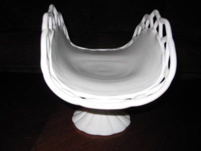 Consignment Shops on Vintge Milk Glass Banana Fruit Pedestal Stand Bowl Boat From