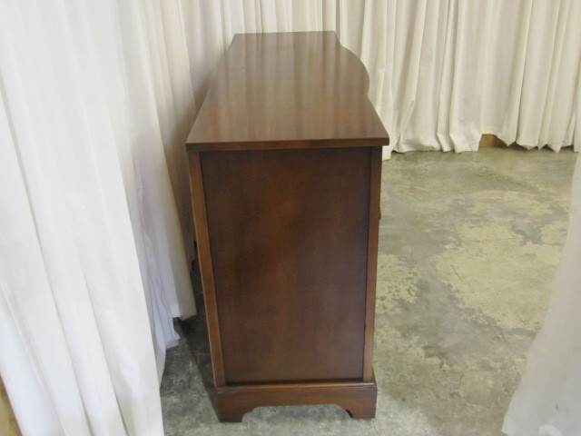 Antique Buffet Server by Bernhardt Furniture Federal Style Mahogany Antique Buffet Server by Bernhardt Furniture Federal Style Mahogany