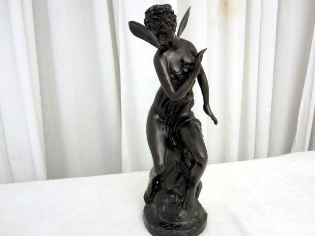 Antique Bronze 20th Century Fairy Sculpture Signed 22 Woody 15 ½" Tall Nice Con Antique Bronze 20th Century Fairy Sculpture Signed 22 Woody 15 ½" Tall Nice Con