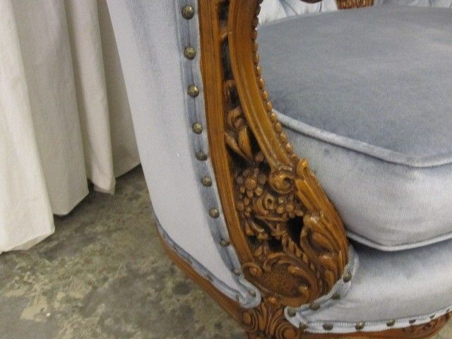 Antique Victorian Style Settee Love Seat w Ornately Carved Woodwork Xclnt Cond Antique Victorian Style Settee Love Seat w Ornately Carved Woodwork Xclnt Cond