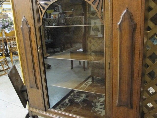 Antique China Hutch or Cabinet Walnut William and Mary Style XNice Antique China Hutch or Cabinet Walnut William and Mary Style XNice