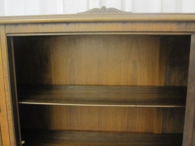 Antique China Hutch or Cabinet Walnut William and Mary Style XNice Antique China Hutch or Cabinet Walnut William and Mary Style XNice