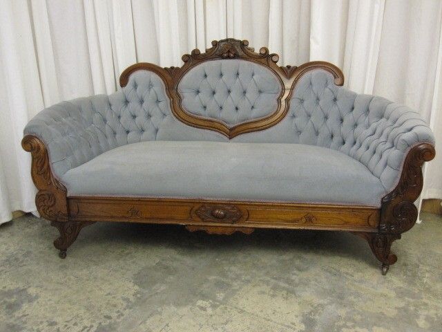 Extra Nice Condition Antique Cameo Back Sofa Victorian Style w Nice Upholstery Extra Nice Condition Antique Cameo Back Sofa Victorian Style w Nice Upholstery