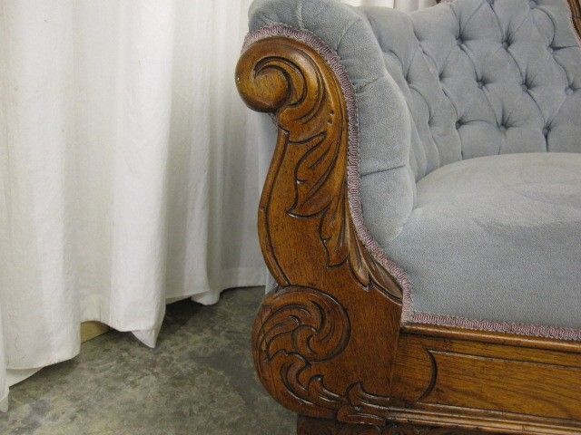 Extra Nice Condition Antique Cameo Back Sofa Victorian Style w Nice Upholstery Extra Nice Condition Antique Cameo Back Sofa Victorian Style w Nice Upholstery