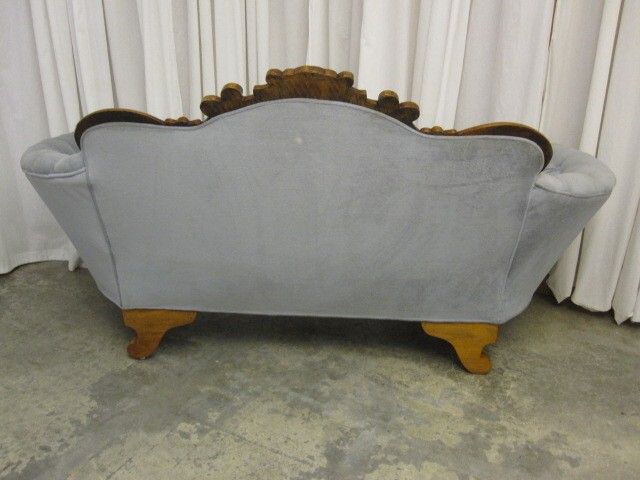 Extra Nice Condition Antique Cameo Back Sofa Victorian Style w Nice Upholstery Extra Nice Condition Antique Cameo Back Sofa Victorian Style w Nice Upholstery
