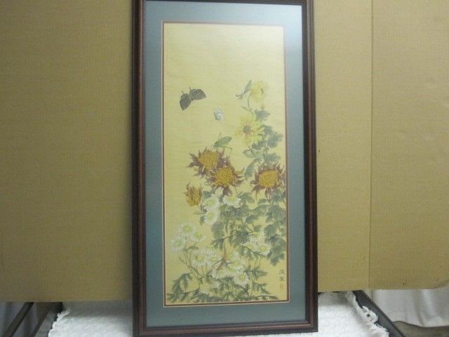 Antique Traditional Chinese Silk Scroll Painting Floral & Butterfly Signed NICE Antique Traditional Chinese Silk Scroll Painting Floral & Butterfly Signed NICE