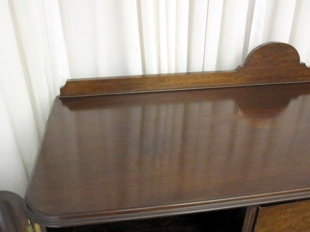 Antique Queen Anne Style 1/4 Sawn Walnut Buffet Server Claw Ball Feet VERY NICE Antique Queen Anne Style 1/4 Sawn Walnut Buffet Server Claw Ball Feet VERY NICE
