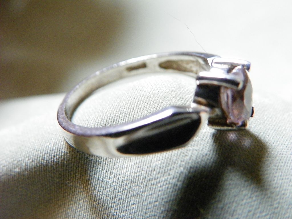 Vintage Amethyst Heart Shape Sterling Silver Ring Size 6 Vintage Amethyst Heart Shape Sterling Silver Ring Size 6