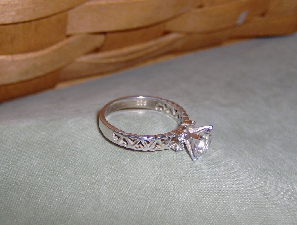 Heart Cut Out in Sterling Silver with Clear Cubic Zirconia Size 7 Ring Heart Cut Out in Sterling Silver with Clear Cubic Zirconia Size 7 Ring