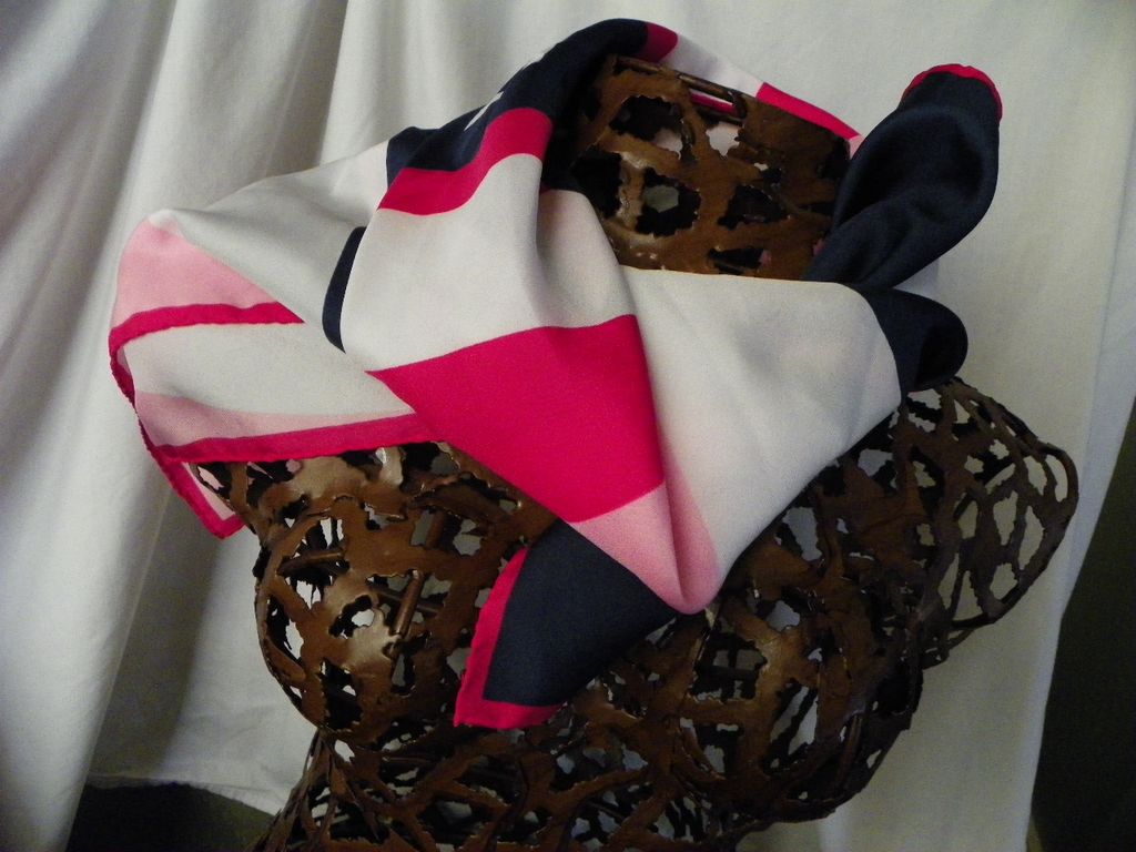 Vintage Ponte Tresa Geometric Scarf Bold Mod in Navy Pink Rose Vintage Ponte Tresa Geometric Scarf Bold Mod in Navy Pink Rose