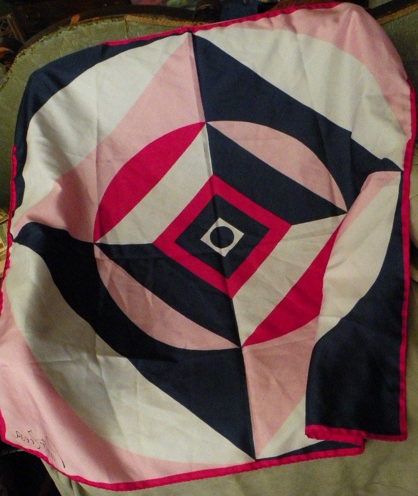 Vintage Ponte Tresa Geometric Scarf Bold Mod in Navy Pink Rose Vintage Ponte Tresa Geometric Scarf Bold Mod in Navy Pink Rose