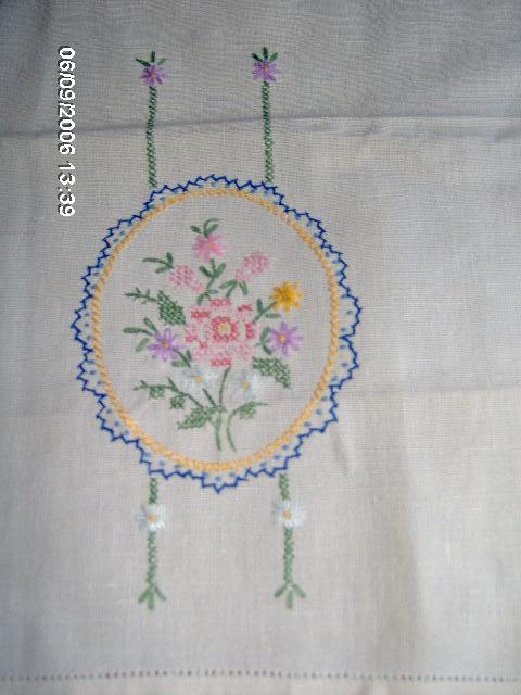 Embroidered Flowers on Pair of Linen Towels Embroidered Flowers on Pair of Linen Towels
