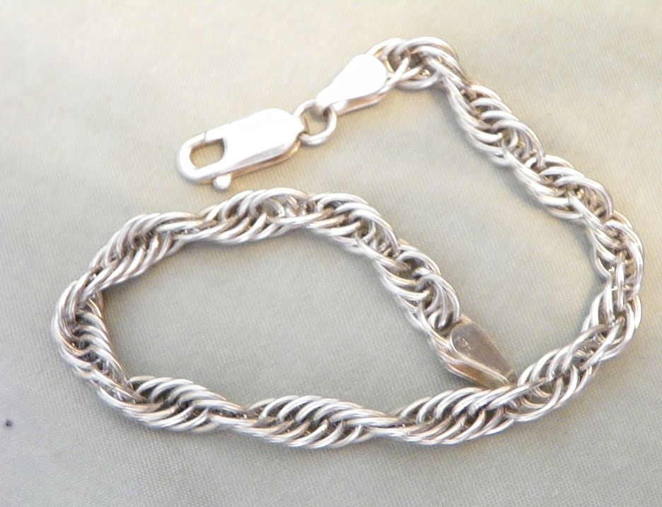 Bracelet Sterling Silver Italy Triple Link Winding Round Design Bracelet Sterling Silver Italy Triple Link Winding Round Design