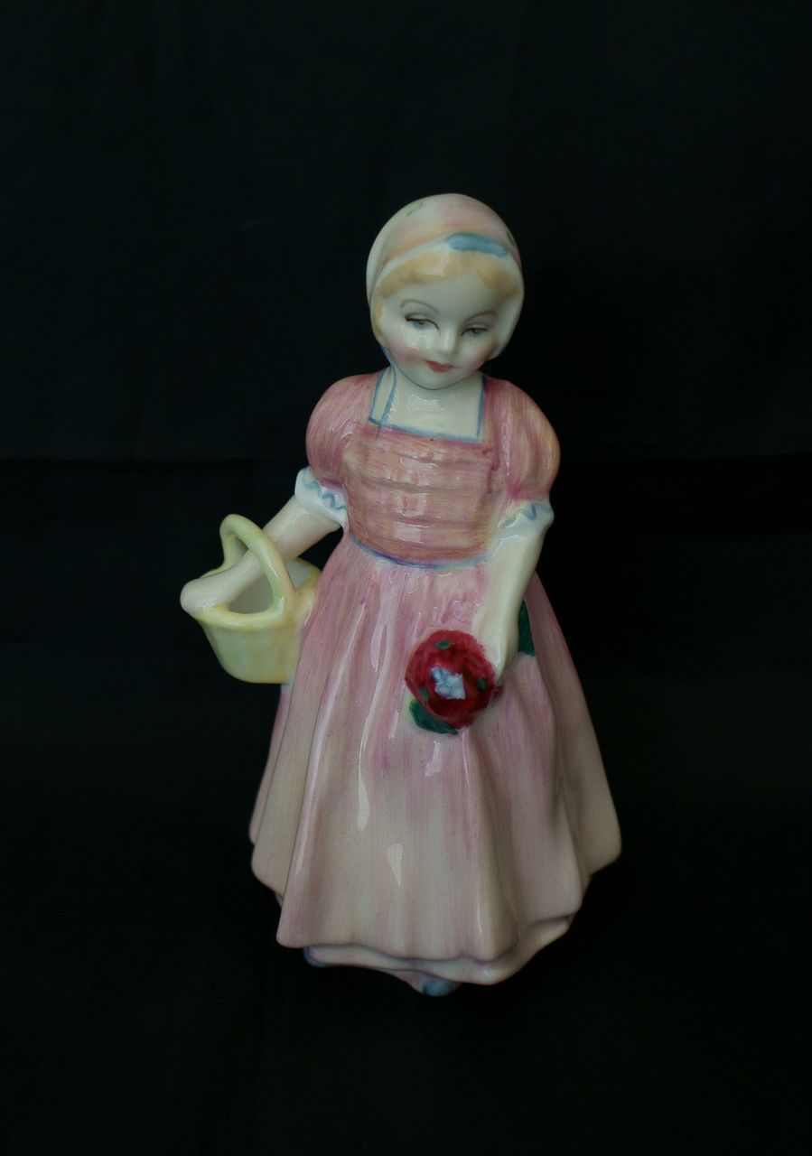 Royal Doulton Tinkle Bell HN 1677 Figurine Royal Doulton Tinkle Bell HN 1677 Figurine