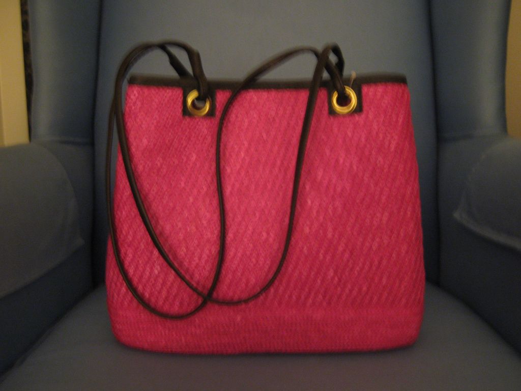 Bright pink straw shoulder bag new Bright pink straw shoulder bag new