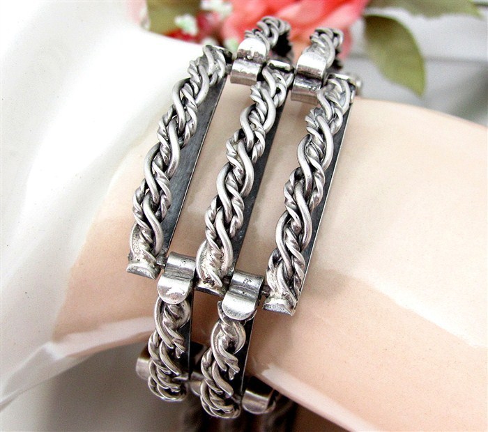 Vintage ARTS & CRAFTS Sterling Bracelet Hand Made Silver Braided Twist Link Marked HandELCMade Vintage ARTS & CRAFTS Sterling Bracelet Hand Made Silver Braided Twist Link Marked HandELCMade