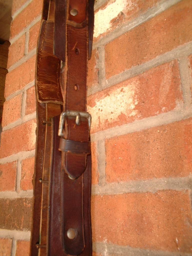 Vintage Horse-Drawn Sleigh Bells - Eight-Foot String - Victoria Music Bells in Three Graduated Sizes - Heavy Doubled Leather Strap Vintage Horse-Drawn Sleigh Bells - Eight-Foot String - Victoria Music Bells in Three Graduated Sizes - Heavy Doubled Leather Strap
