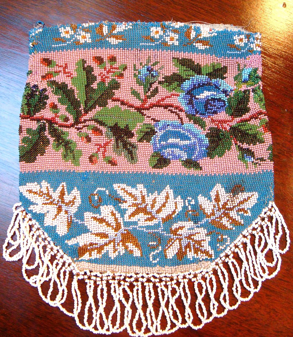 Antique Victorian Micro-Beaded Purse w/Blue Roses & Oak Leaves Antique Victorian Micro-Beaded Purse w/Blue Roses & Oak Leaves