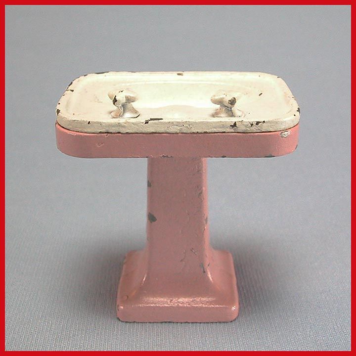 Tootsie Toy Dollhouse Pedestal Sink – Lavender & White 1930s 1/2 ...