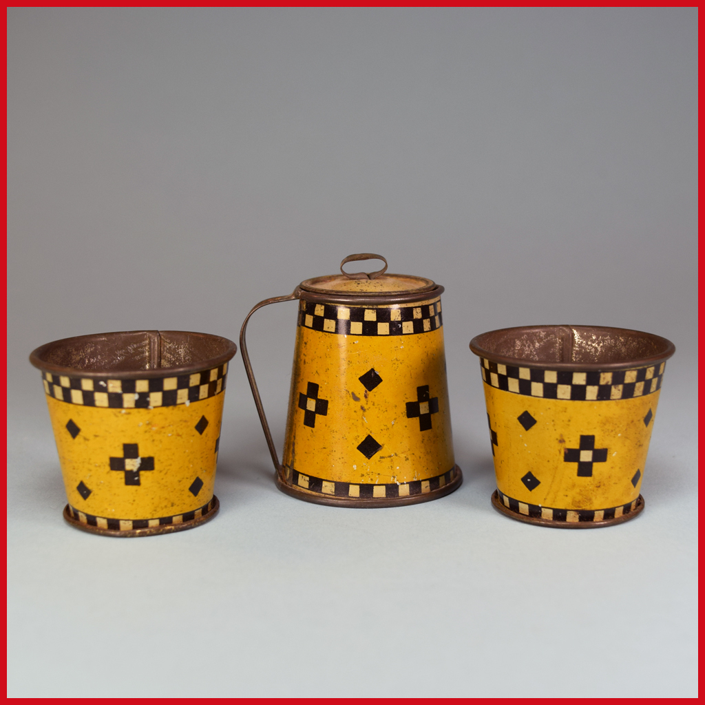 Children's Tin Pitcher with Lid and Two Cups Early 1900s from