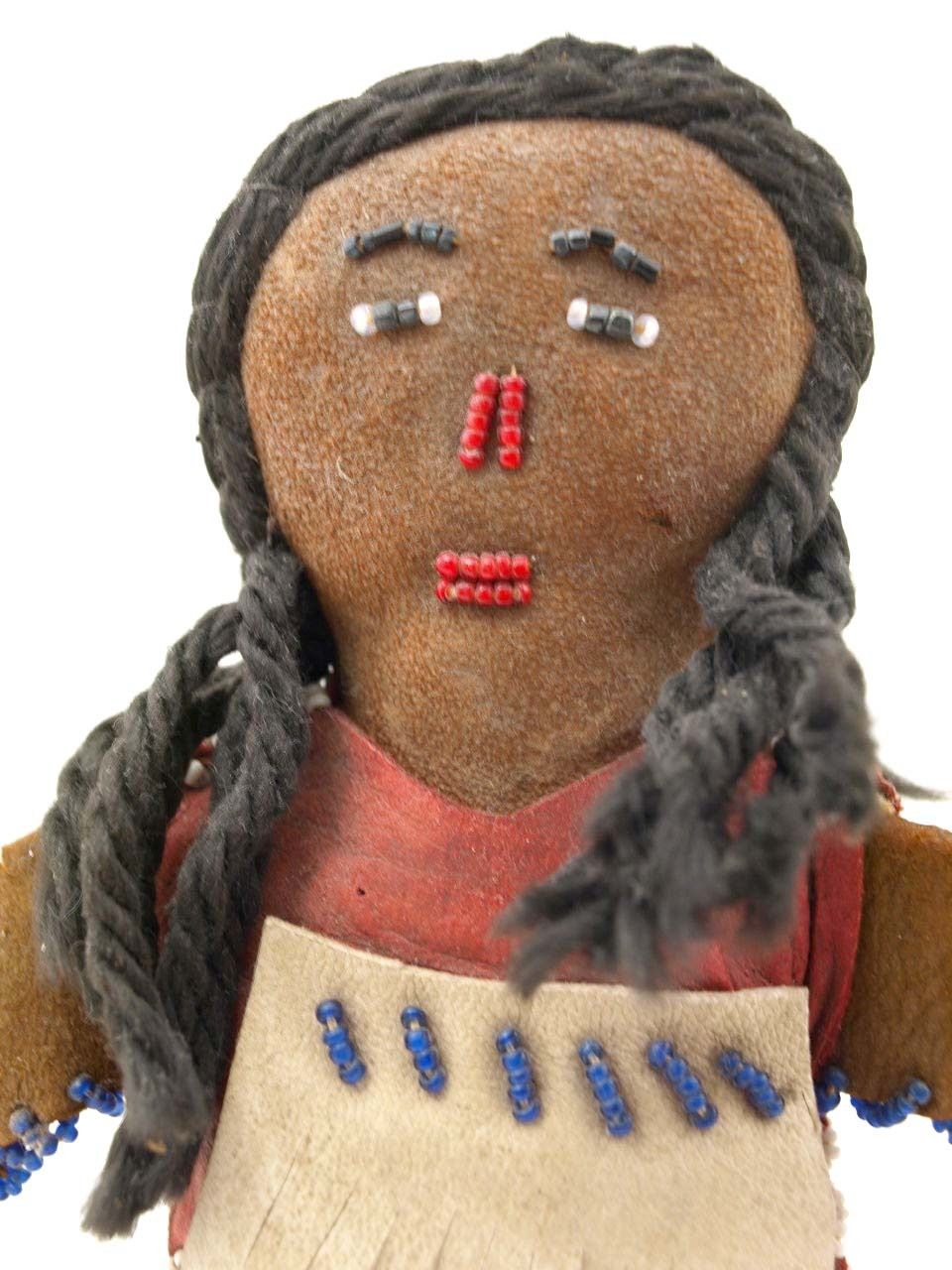 New York Tuscarora leather beaded Indian doll 9" New York Tuscarora leather beaded Indian doll 9"