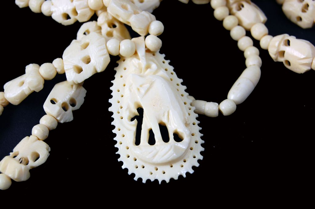 Vintage faux ivory plastic long pendant necklace elephant 32" Vintage faux ivory plastic long pendant necklace elephant 32"
