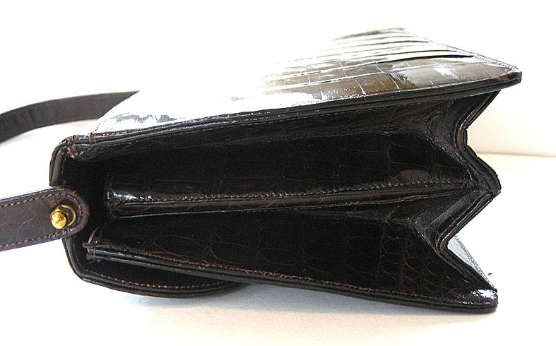 Bellestone Alligator Purse with Leather Interior Bellestone Alligator Purse with Leather Interior