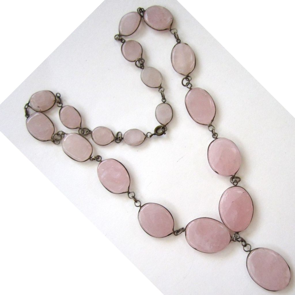 Silver Metal Rose Quartz Necklace and Bracelet Set Silver Metal Rose Quartz Necklace and Bracelet Set