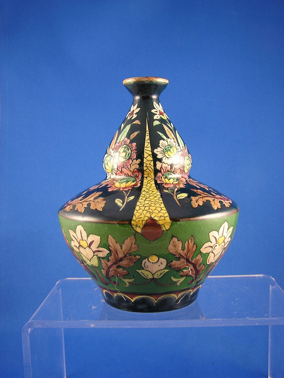 Royal Bonn Old Dutch Vase (c.1890-1920) Royal Bonn Old Dutch Vase (c.1890-1920)