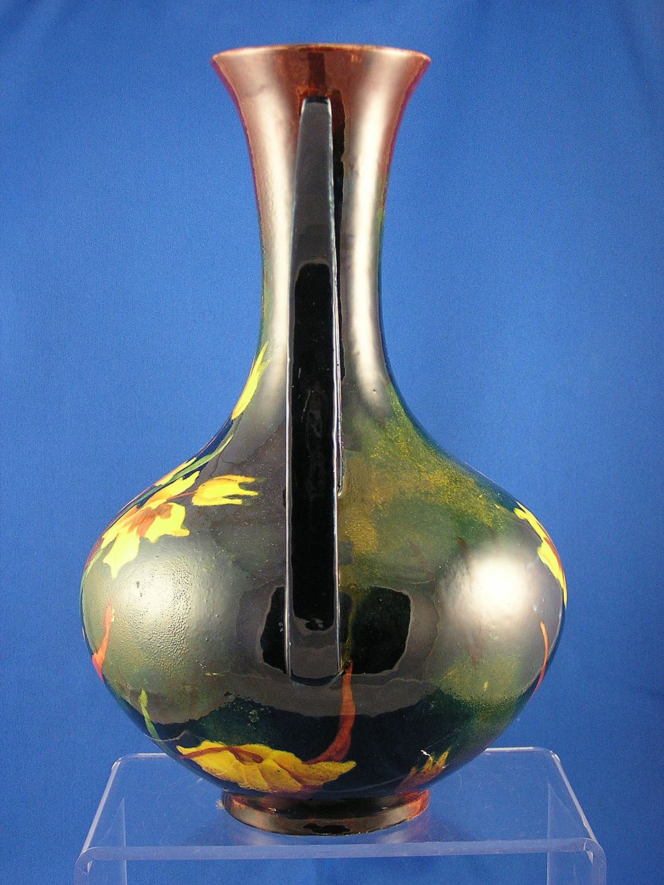 Old Moravian Austria Arts & Crafts Handled Daffodil Vase (c.1899-1918) Old Moravian Austria Arts & Crafts Handled Daffodil Vase (c.1899-1918)