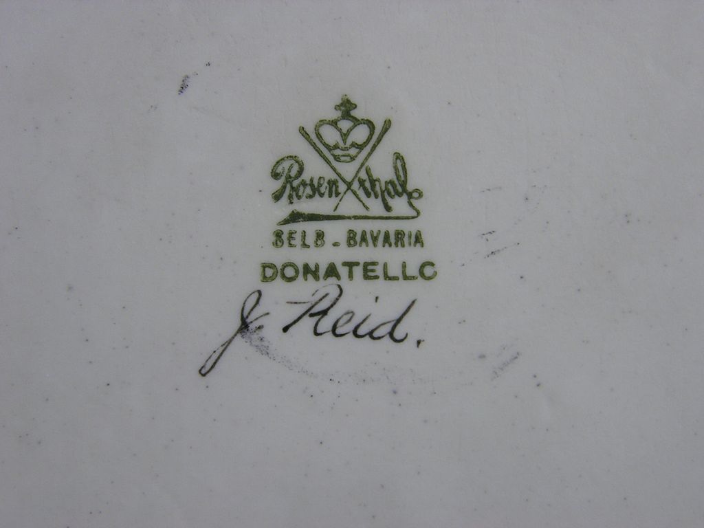 Rosenthal Donatello Bavaria Art Deco Floral Motif Trivet (Signed "J.Reid"/c.1907-1920) Rosenthal Donatello Bavaria Art Deco Floral Motif Trivet (Signed "J.Reid"/c.1907-1920)