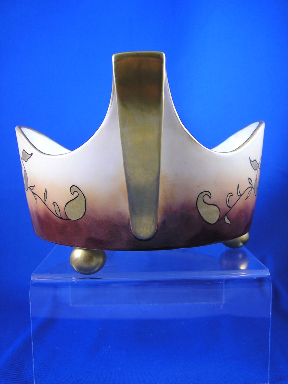 T&V Limoges Arts & Crafts Handled Centerpiece Bowl (Signed/c.1922) T&V Limoges Arts & Crafts Handled Centerpiece Bowl (Signed/c.1922)