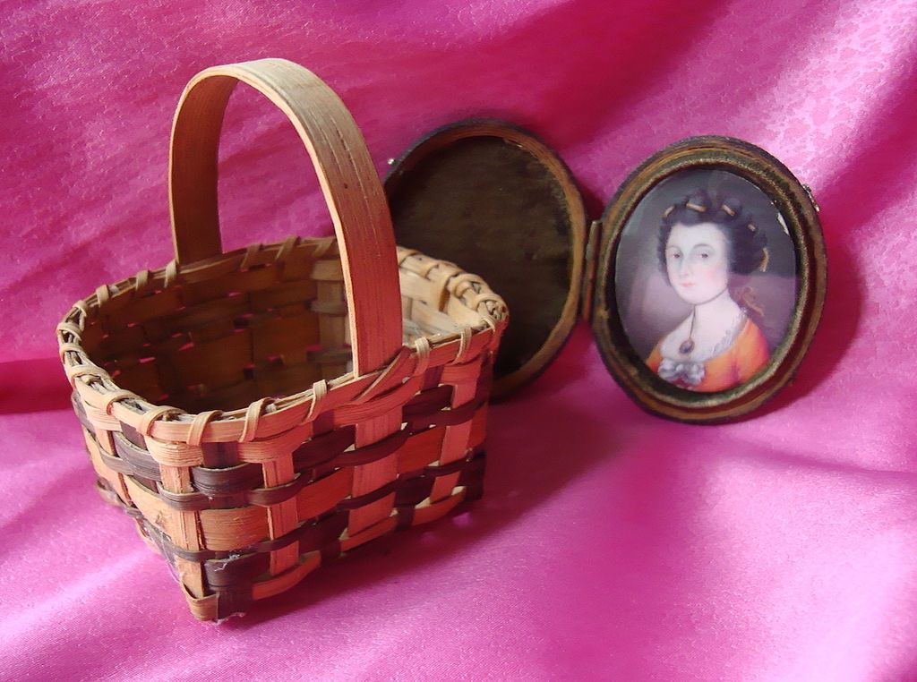 Agnes Welch Cherokee North Carolina Signed Basket Agnes Welch Cherokee North Carolina Signed Basket