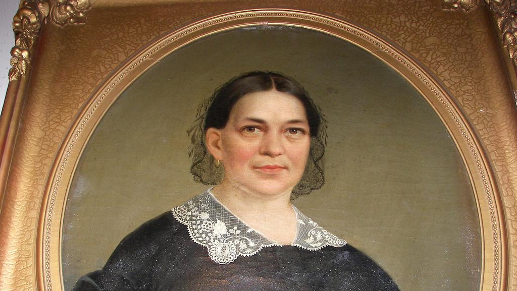 1855 Virginia Plantation Oil Painting of Antebellum Lady in Court Frame 1855 Virginia Plantation Oil Painting of Antebellum Lady in Court Frame