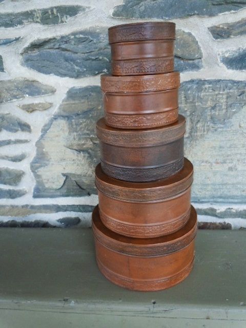 Vintage Hand Painted Tin Canister Set of (5) Fruits, Grapes, Peaches, Apples Vintage Hand Painted Tin Canister Set of (5) Fruits, Grapes, Peaches, Apples