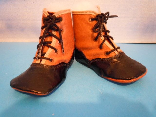 Antique Doll Baby Child High Top 2 Tone Leather Shoes Antique Doll Baby Child High Top 2 Tone Leather Shoes